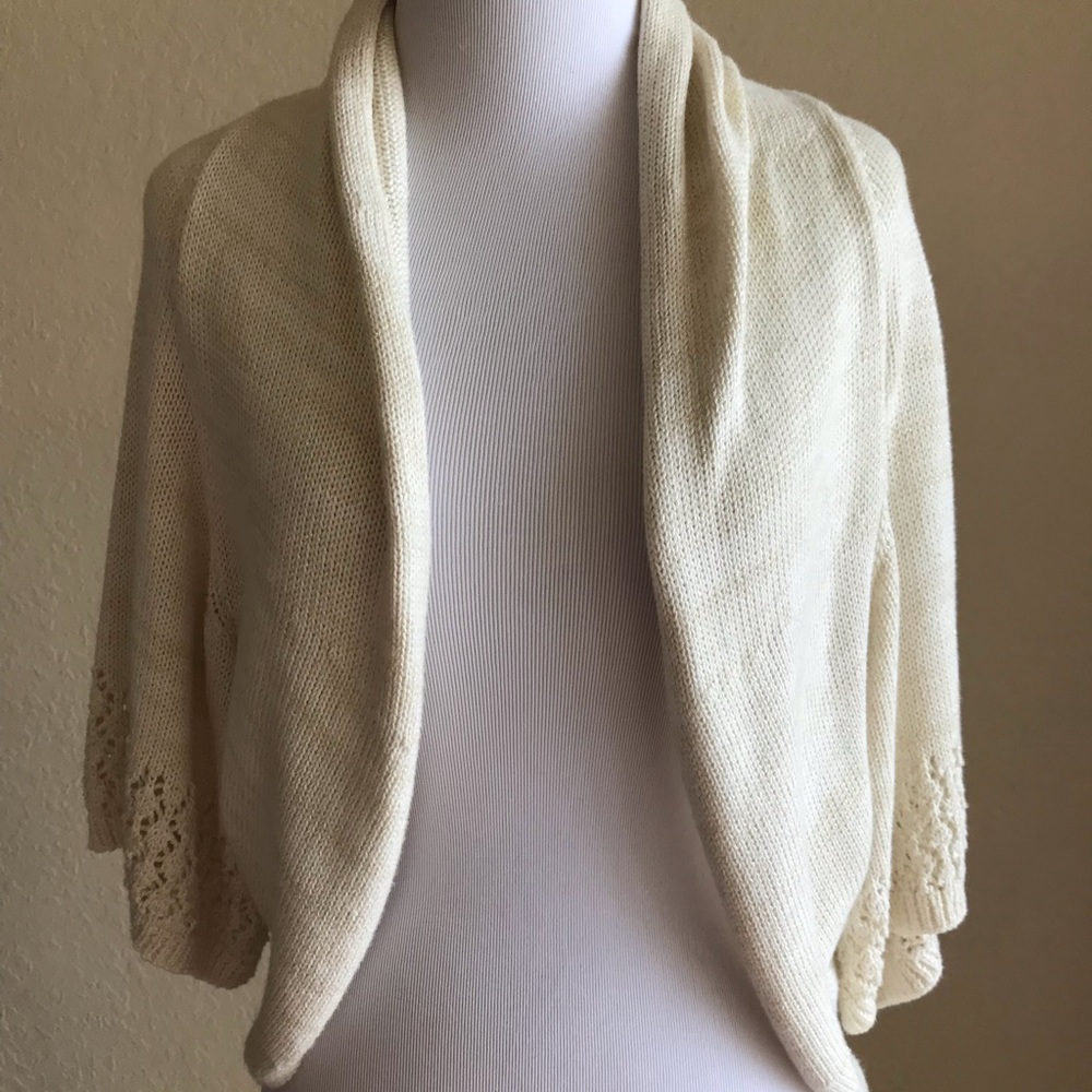 Tahari sweater. Cream color. Size small.